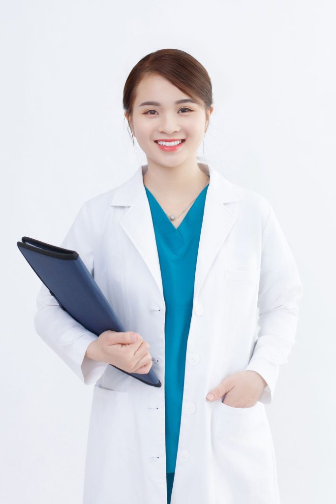 クリニック・医院の承継とは？個人開設と医療法人での違いや、売却の流れと注意点を解説