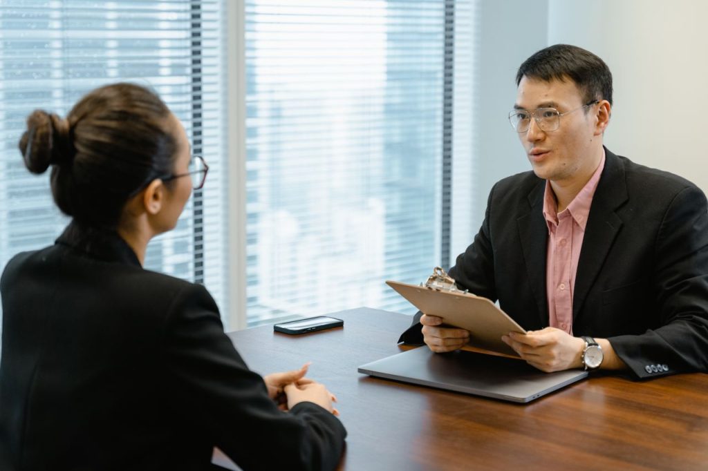 人材派遣会社のM&Aとは？派遣事業の許可の扱いや、買手が評価するポイントを解説
